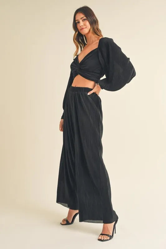 MABLE Front Twisted Long Sleeve Top and Pants Set