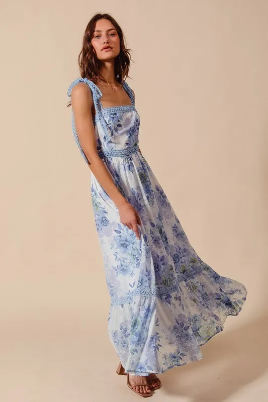 SO ME Floral Print Flowy Maxi Dress with Lace Ribbon Tie
